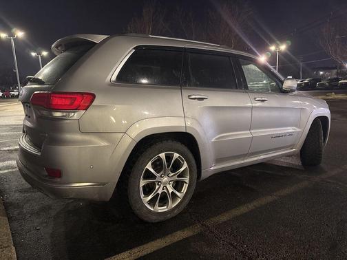 2019 Jeep Grand Cherokee Summit