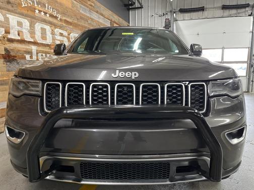 2018 Jeep Grand Cherokee Sterling Edition