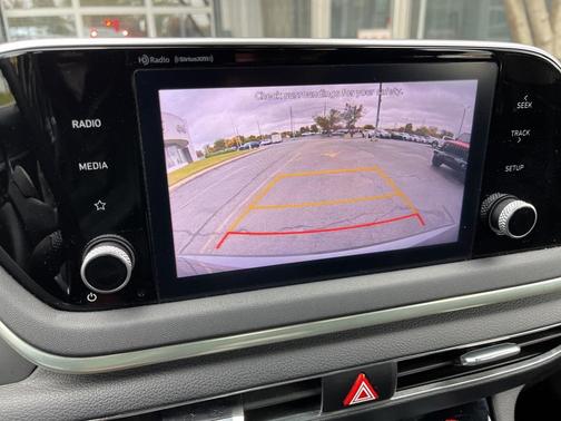 2022 Hyundai SONATA SEL