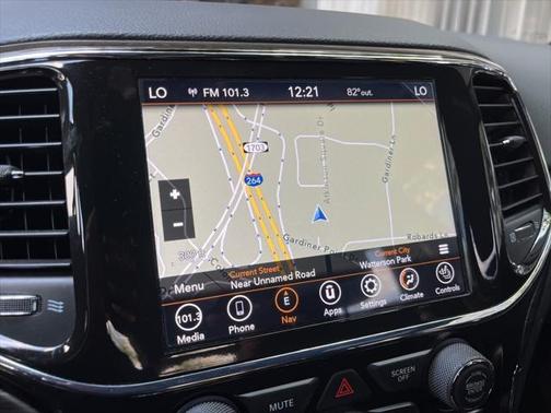 2022 Jeep Grand Cherokee Laredo
