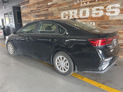 Aurora Black 2020 Kia Forte FE