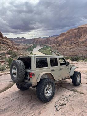 2022 Jeep Wrangler Unlimited Rubicon 392