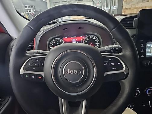 2017 Jeep Renegade Trailhawk