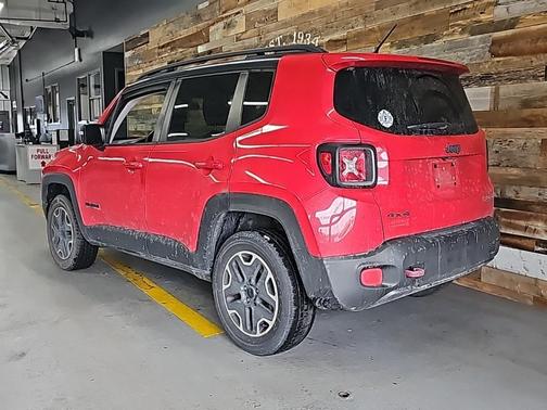 2017 Jeep Renegade Trailhawk