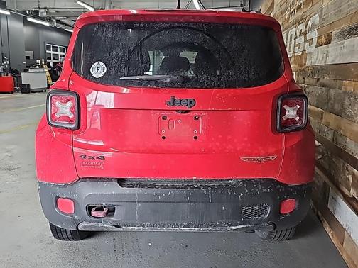 2017 Jeep Renegade Trailhawk