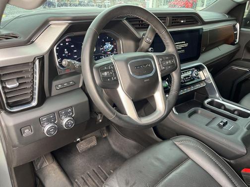 2024 GMC Sierra 2500 Denali