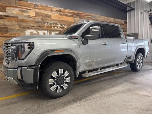 2024 GMC Sierra 2500 Denali
