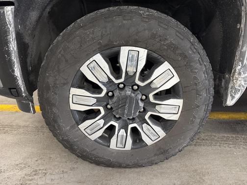 2024 GMC Sierra 2500 Denali