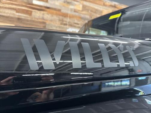 2021 Jeep Gladiator Willys 4x4