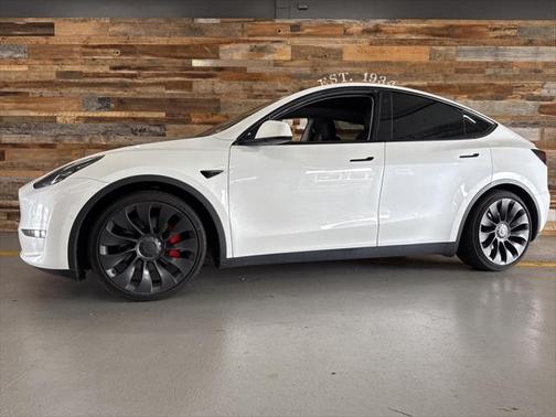 2022 Tesla Model Y Performance Dual Motor All-Wheel Drive