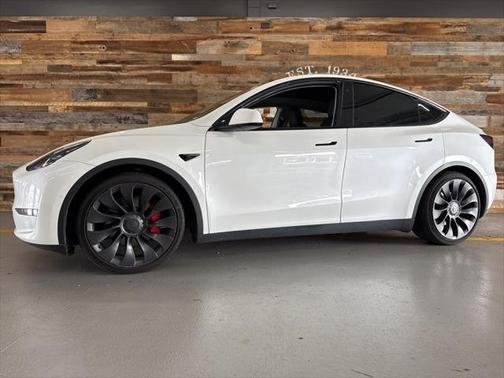 2022 Tesla Model Y Performance Dual Motor All-Wheel Drive