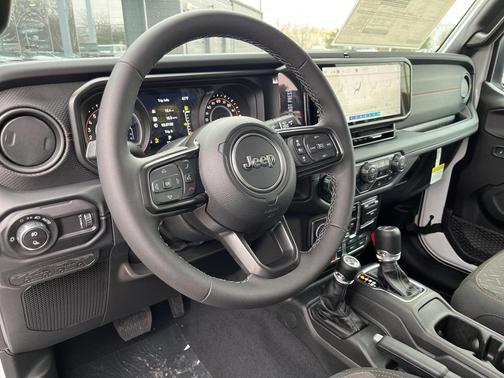 2026 Jeep Gladiator Mojave 4x4