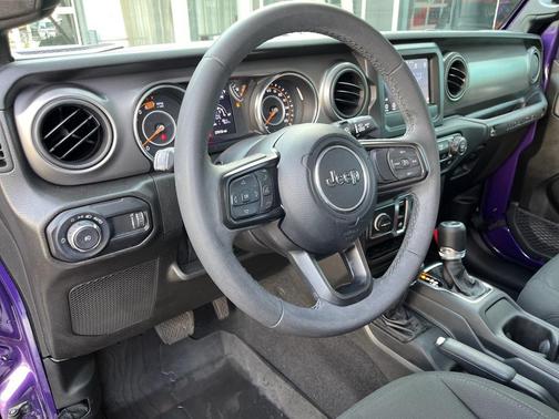 2023 Jeep Wrangler Willys