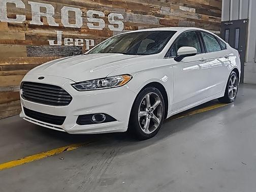 Oxford White 2016 Ford Fusion S