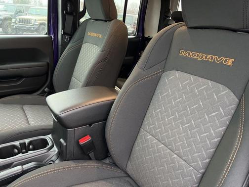 2026 Jeep Gladiator Mojave 4x4