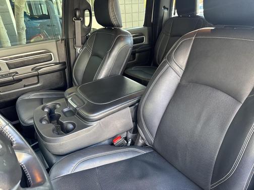 2022 RAM 2500 Big Horn Crew Cab 4x4 6'4' Box