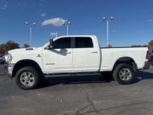 2022 RAM 2500 Big Horn Crew Cab 4x4 6'4' Box