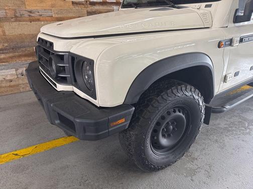 2024 INEOS Grenadier AWD