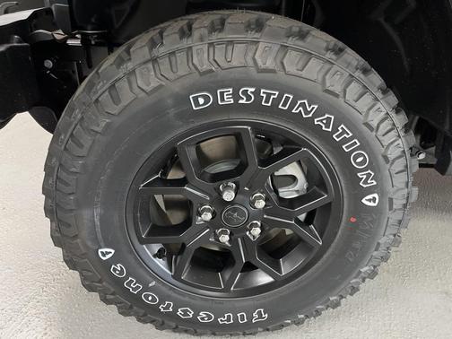 2026 Jeep Gladiator Willys 4x4