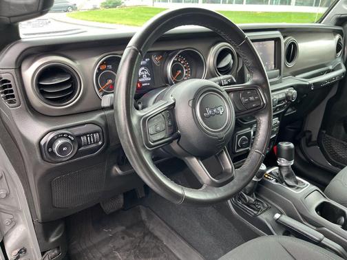 2022 Jeep Wrangler Willys