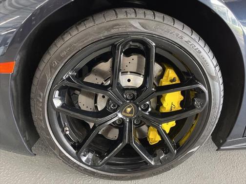 2017 Lamborghini Huracan LP580-2