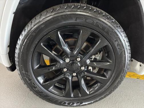 2022 Jeep Grand Cherokee Laredo