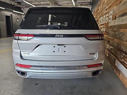 2023 Jeep Grand Cherokee 4xe Overland