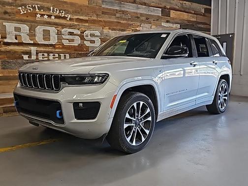 2023 Jeep Grand Cherokee 4xe Overland