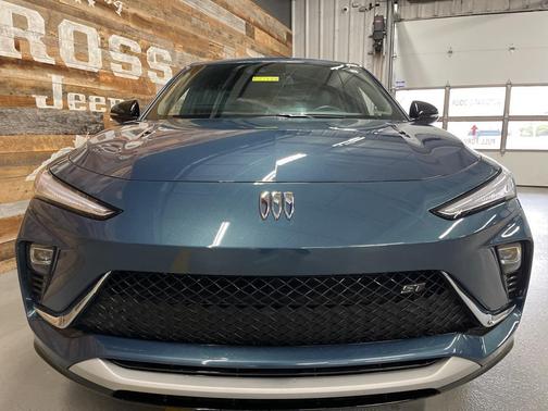 2024 Buick Envista Sport Touring FWD