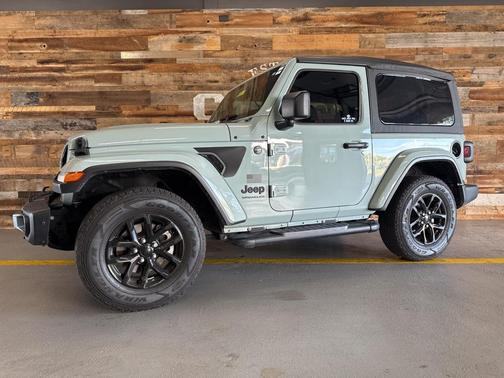 2023 Jeep Wrangler 2-Door Freedom 4x4