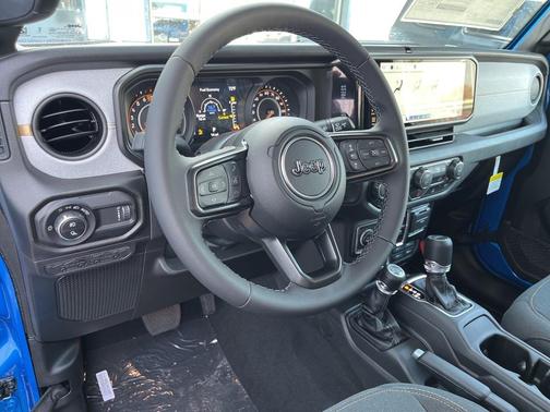 2026 Jeep Gladiator Willys 4x4