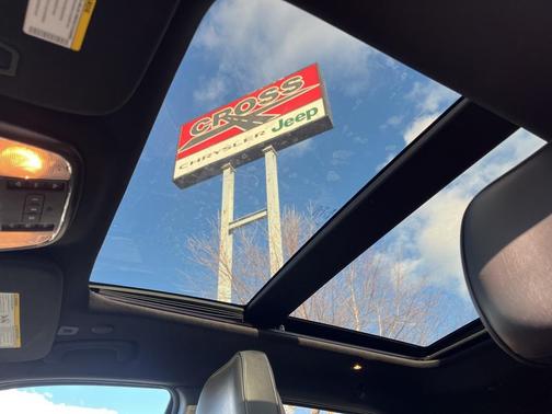 2019 Jeep Grand Cherokee High Altitude