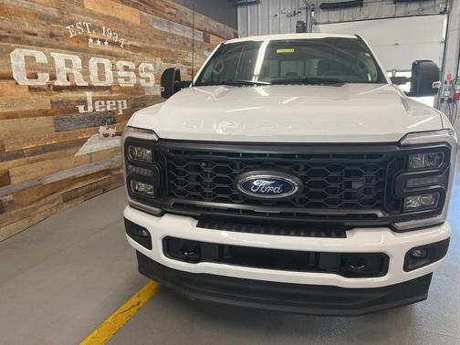 2023 Ford F-250 XL