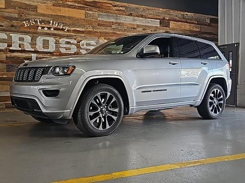 2021 Jeep Grand Cherokee Laredo