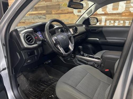 2016 Toyota Tacoma SR5