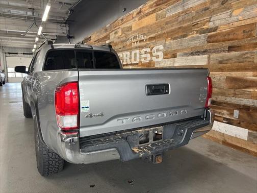 2016 Toyota Tacoma SR5