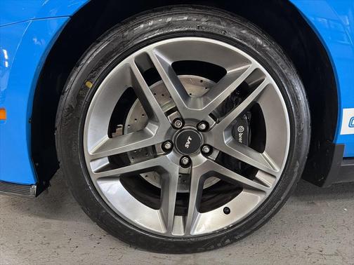 2010 Ford Shelby GT500 Base