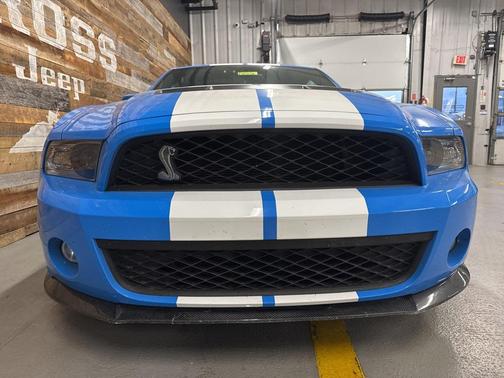 2010 Ford Shelby GT500 Base