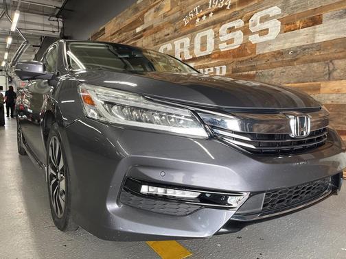 2017 Honda Accord Hybrid Touring