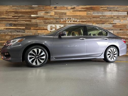 2017 Honda Accord Hybrid Touring