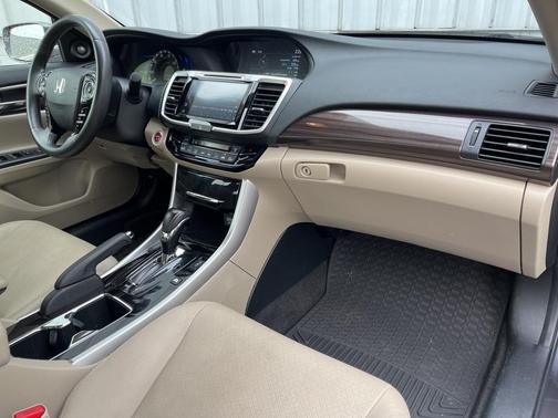 2017 Honda Accord Hybrid Touring