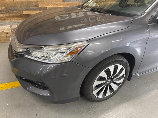 2017 Honda Accord Hybrid Touring