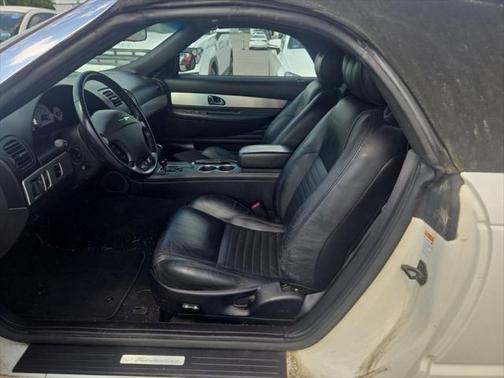 2003 Ford Thunderbird Base