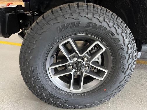 2026 Jeep Gladiator Mojave 4x4