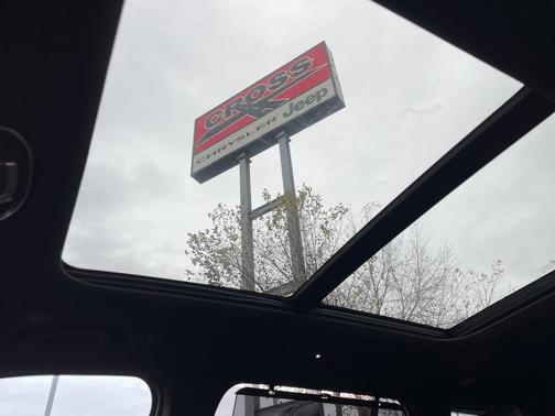 2024 Jeep Grand Cherokee Overland