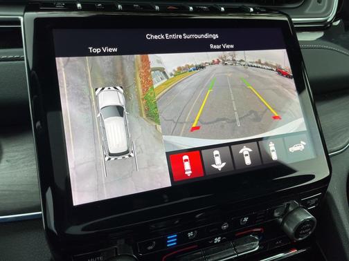 2024 Jeep Grand Cherokee Overland