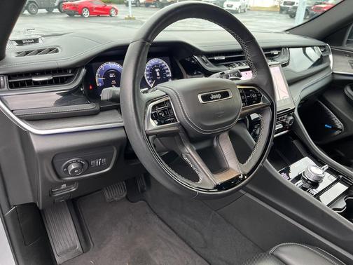 2024 Jeep Grand Cherokee Overland