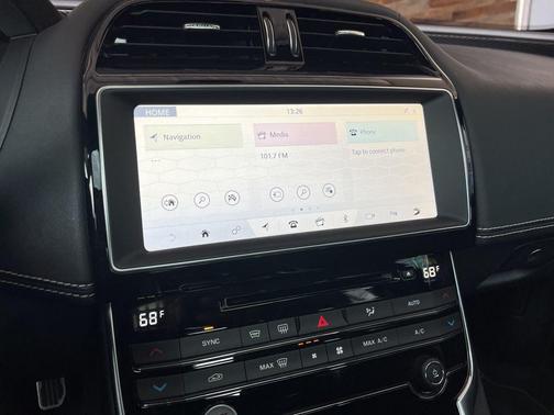 2019 Jaguar XE SV Project 8