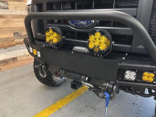 2009 Ford E350 Super Duty XL Wagon