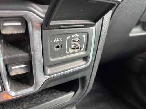 2022 Jeep Wrangler Willys